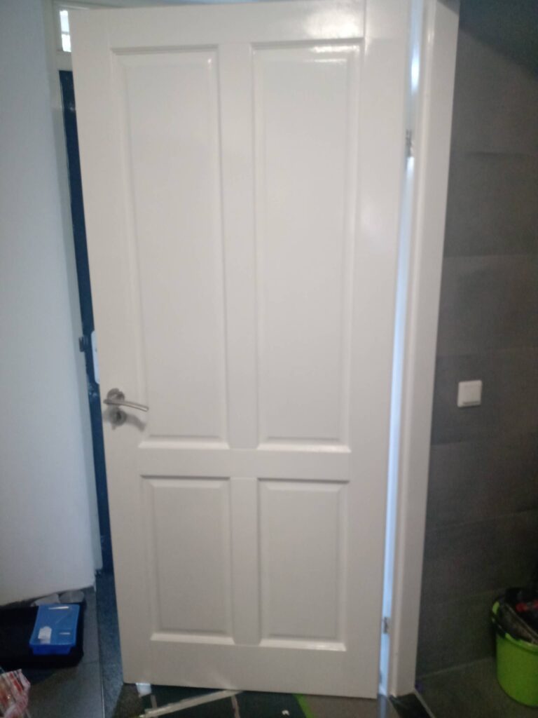 l_05e7381364.jpg