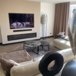 Cinewall taupe ‘eyecatcher’ Afbeelding 1