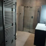 badkamer renovatie en schilderwerk Afbeelding 1