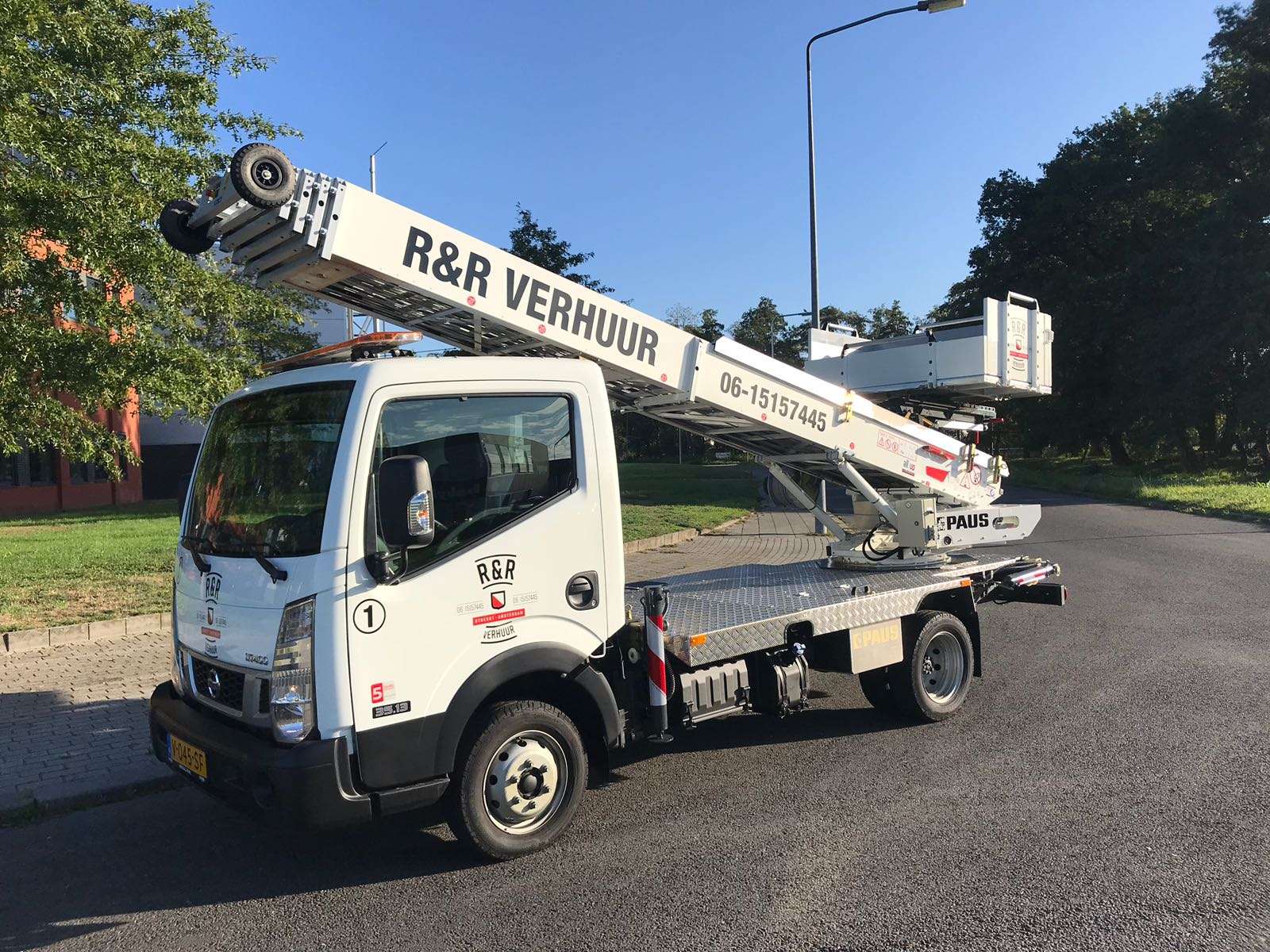 R&R Schilderwerken Utrecht Logo