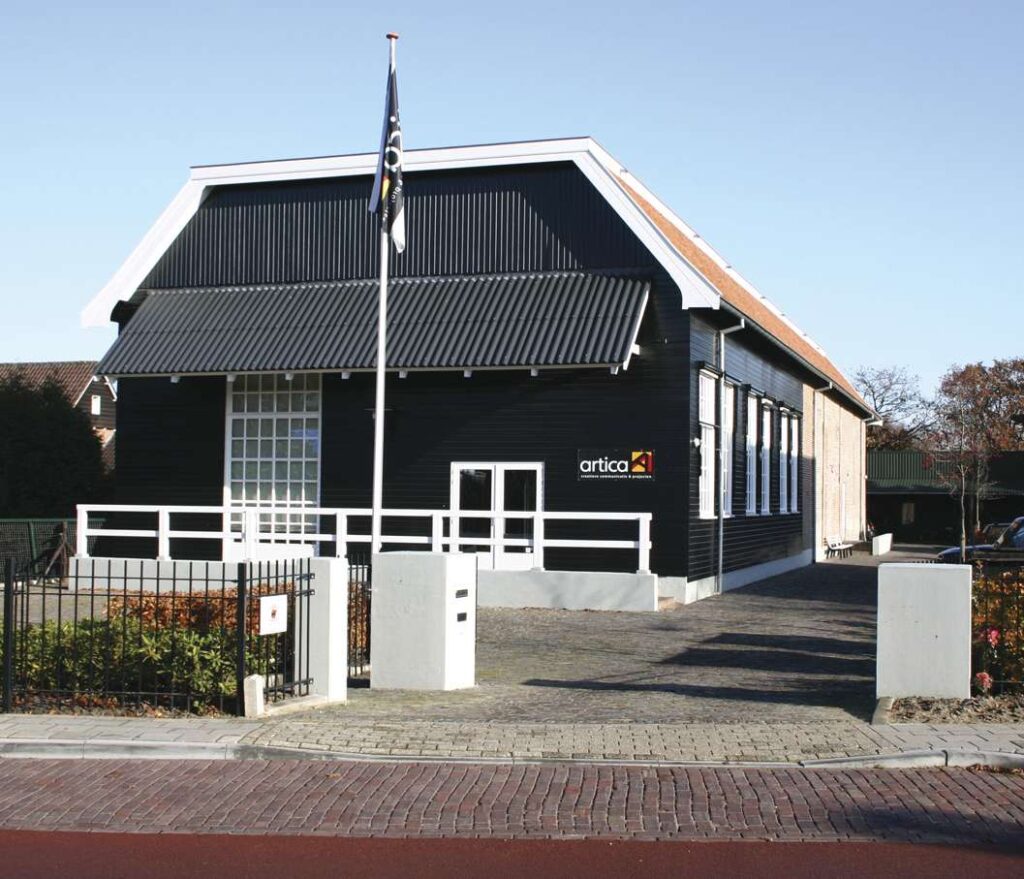 Hermelink Schilder- en Spuitwerken Omslagfoto