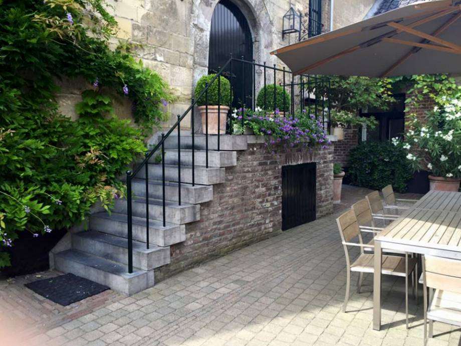 Vind een Top 10 Schilder in Schin op Geul Omslagfoto