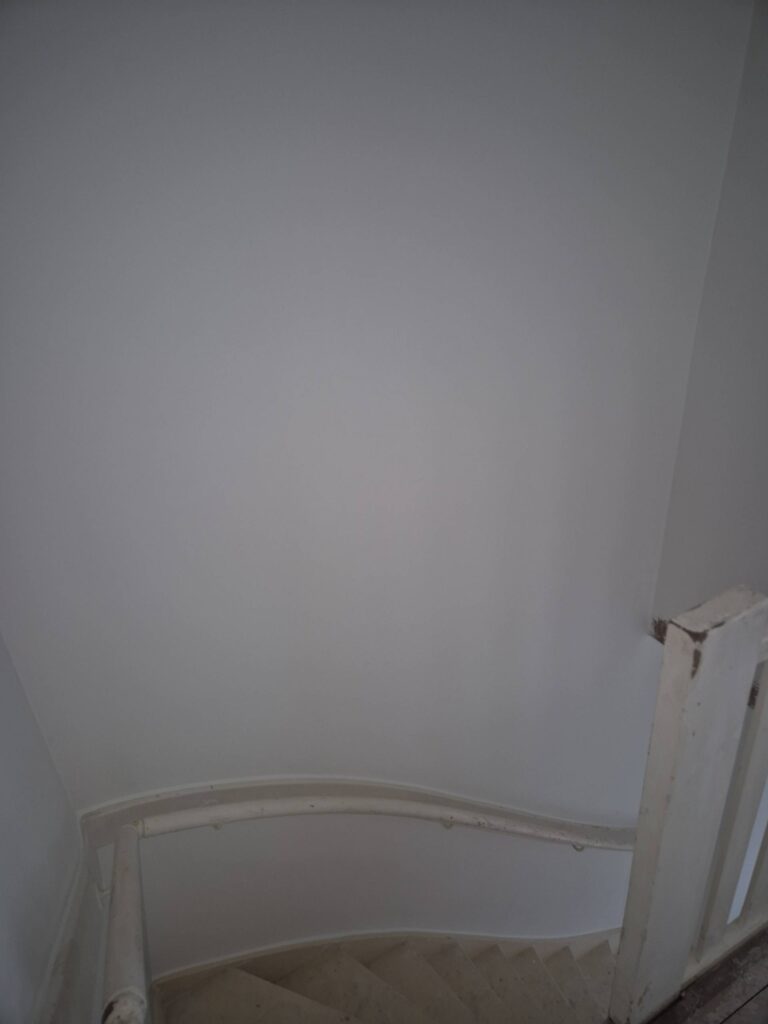 l_43bc59d071.jpg