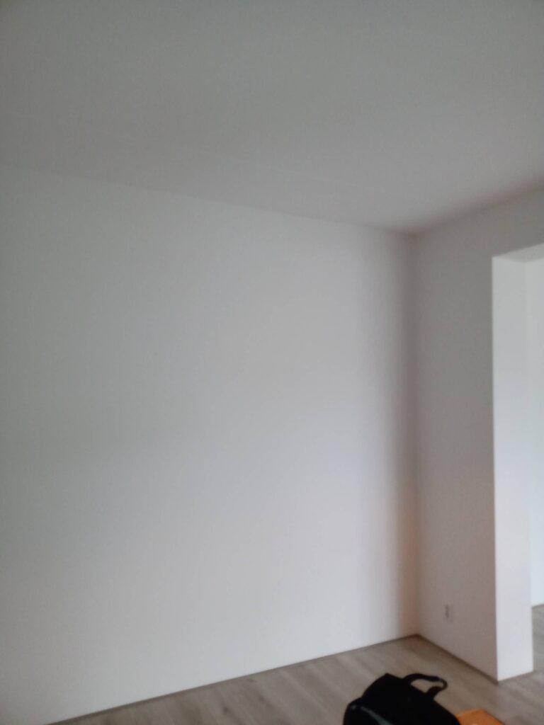 l_4fd99c83b4.jpg