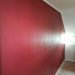 glasvezel behang met sauswerk verricht aan een zolderkamer. Afbeelding 1