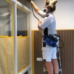 Kozijnen en wanden spuiten kantoorgebouw Afbeelding 1