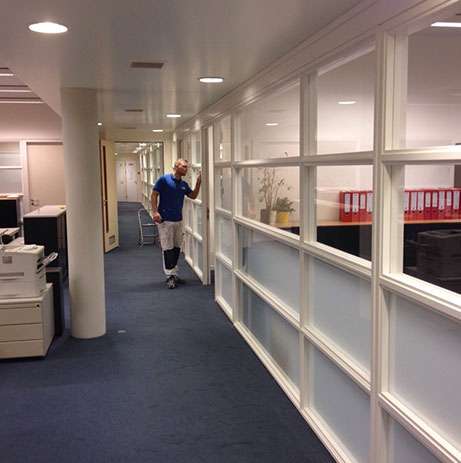 Vind een Top 10 Schilder in Eindhoven Omslagfoto