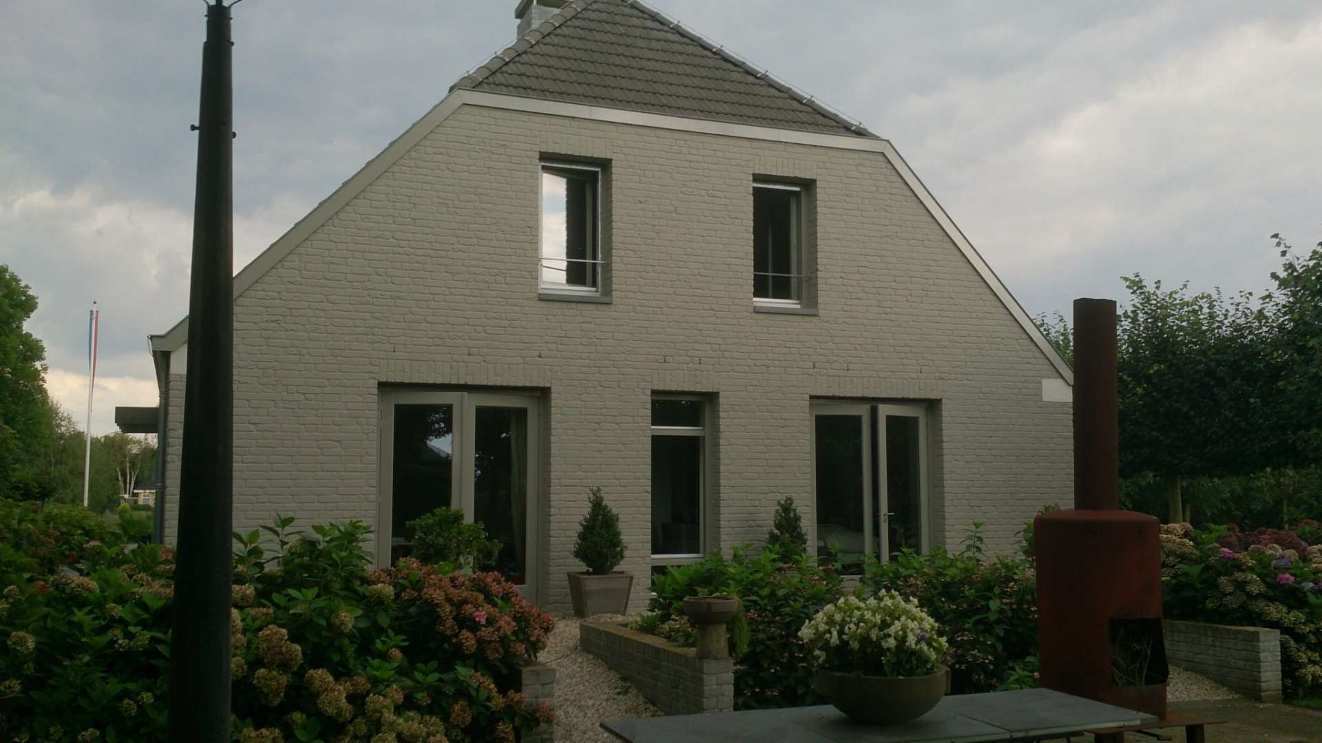 Schildersbedrijf Van den Helm Logo