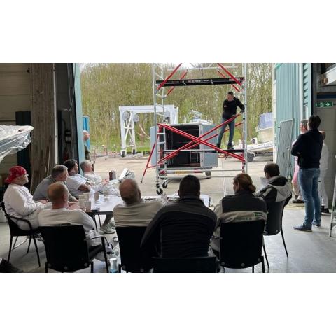 Klugkist & De Vries Schilders en Wandafwerking Logo