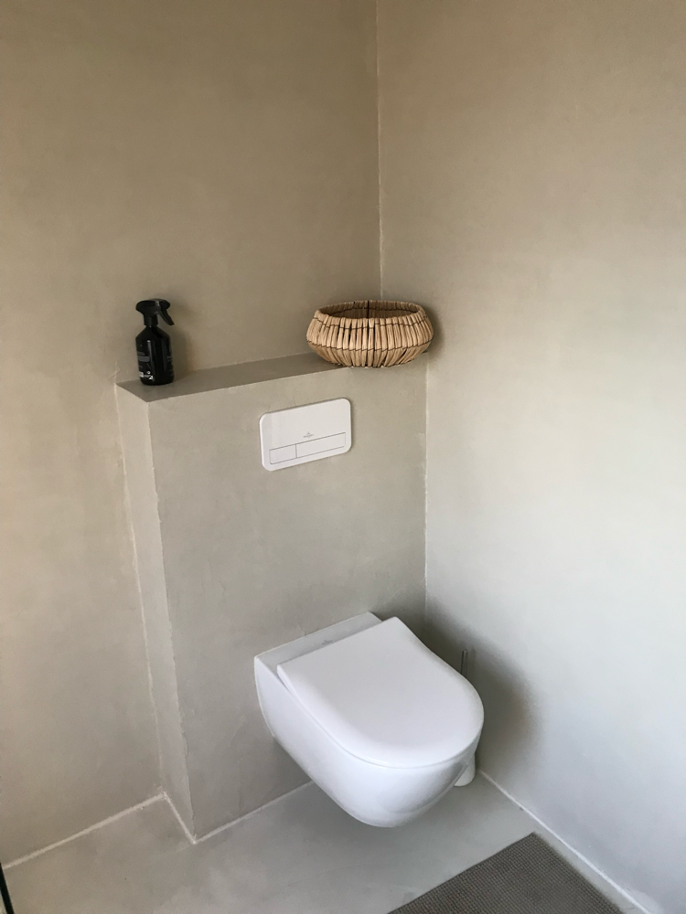 Facade vastgoed Stukadoors en Schilders Logo