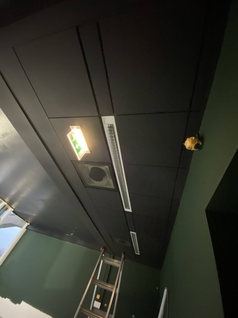 l_d7209be7df.jpg