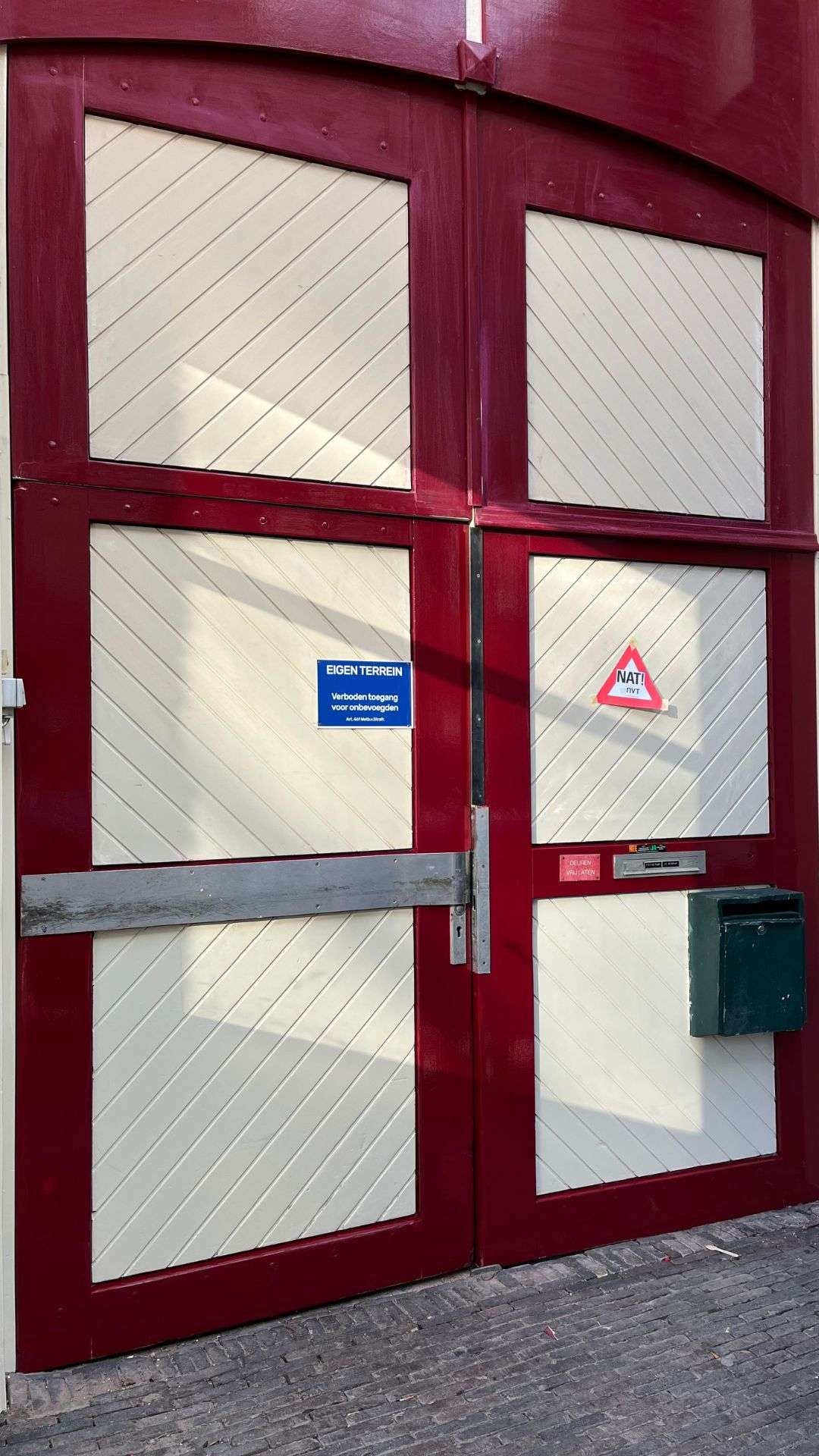 Jonas Schilderwerken Logo