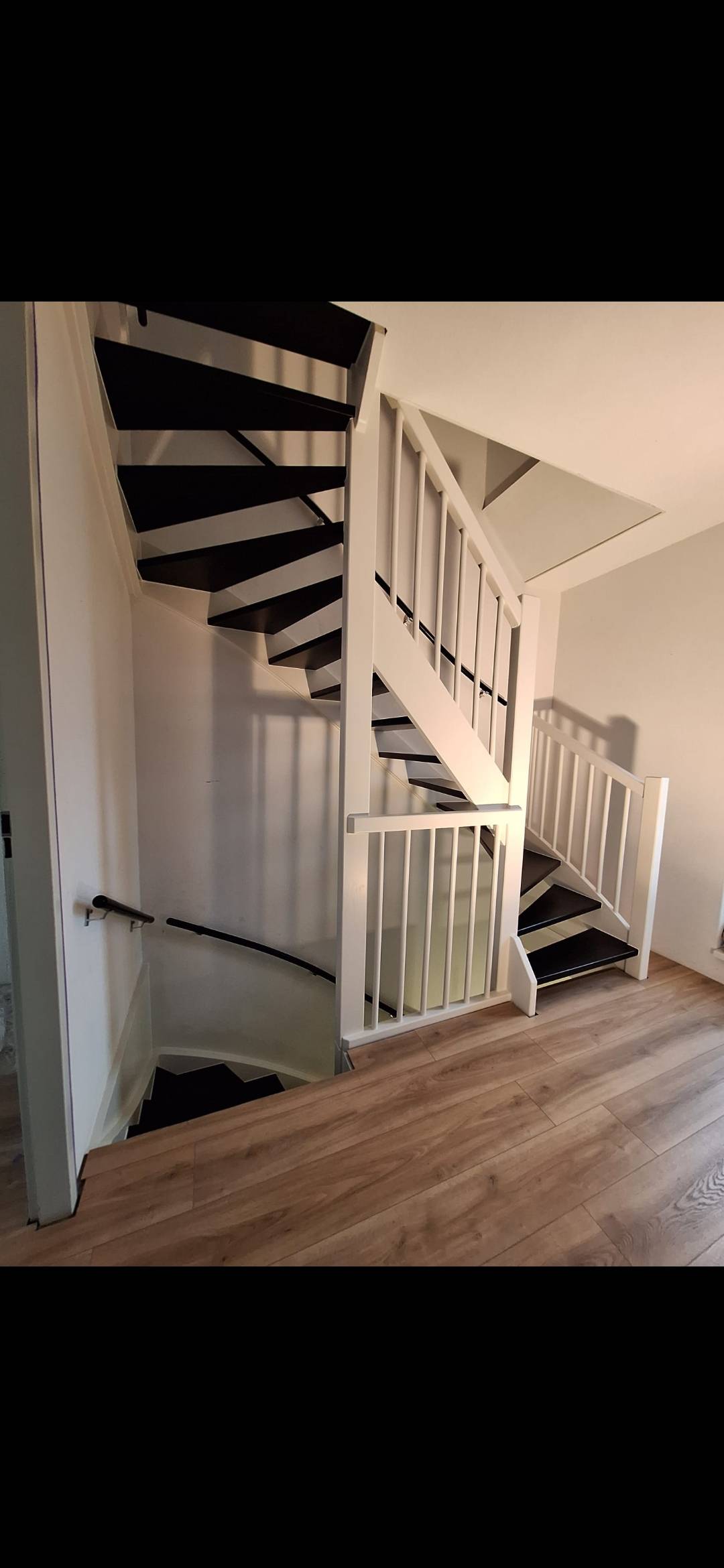 Jf schilderwerken en onderhoud Logo