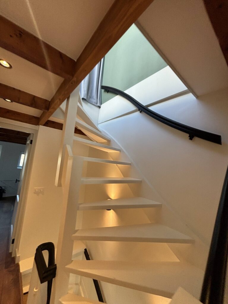 l_e5777c9792.jpg