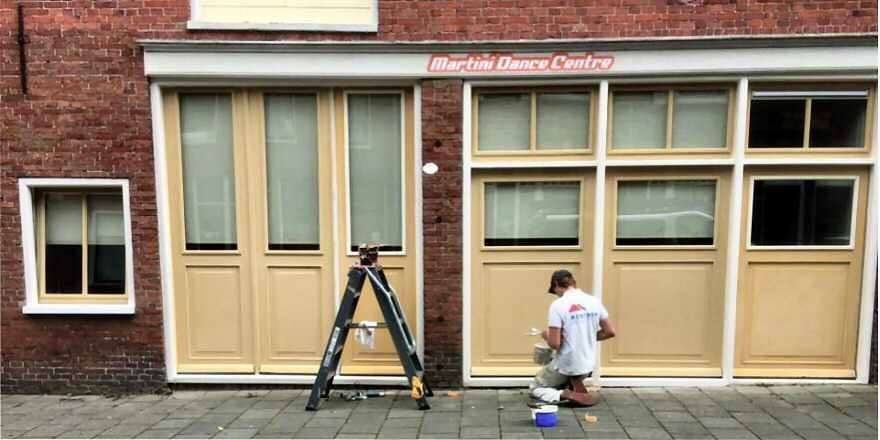 Schilders- & Onderhoudsbedrijf Roossien B.V Logo